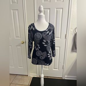 Valerie Stevens Women’s Top Blouse Geometric Size L  3/4 Sleeve Round Neck